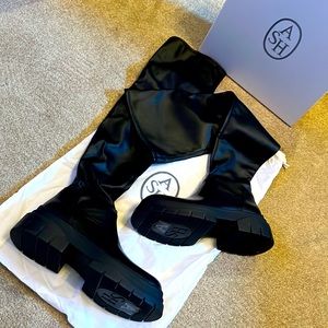 NIB - ASH Star Boots - Black - Size 40 EU